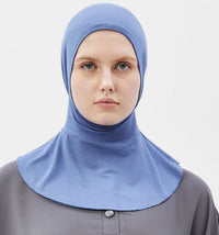 قبعات مع غطاء الرقبة